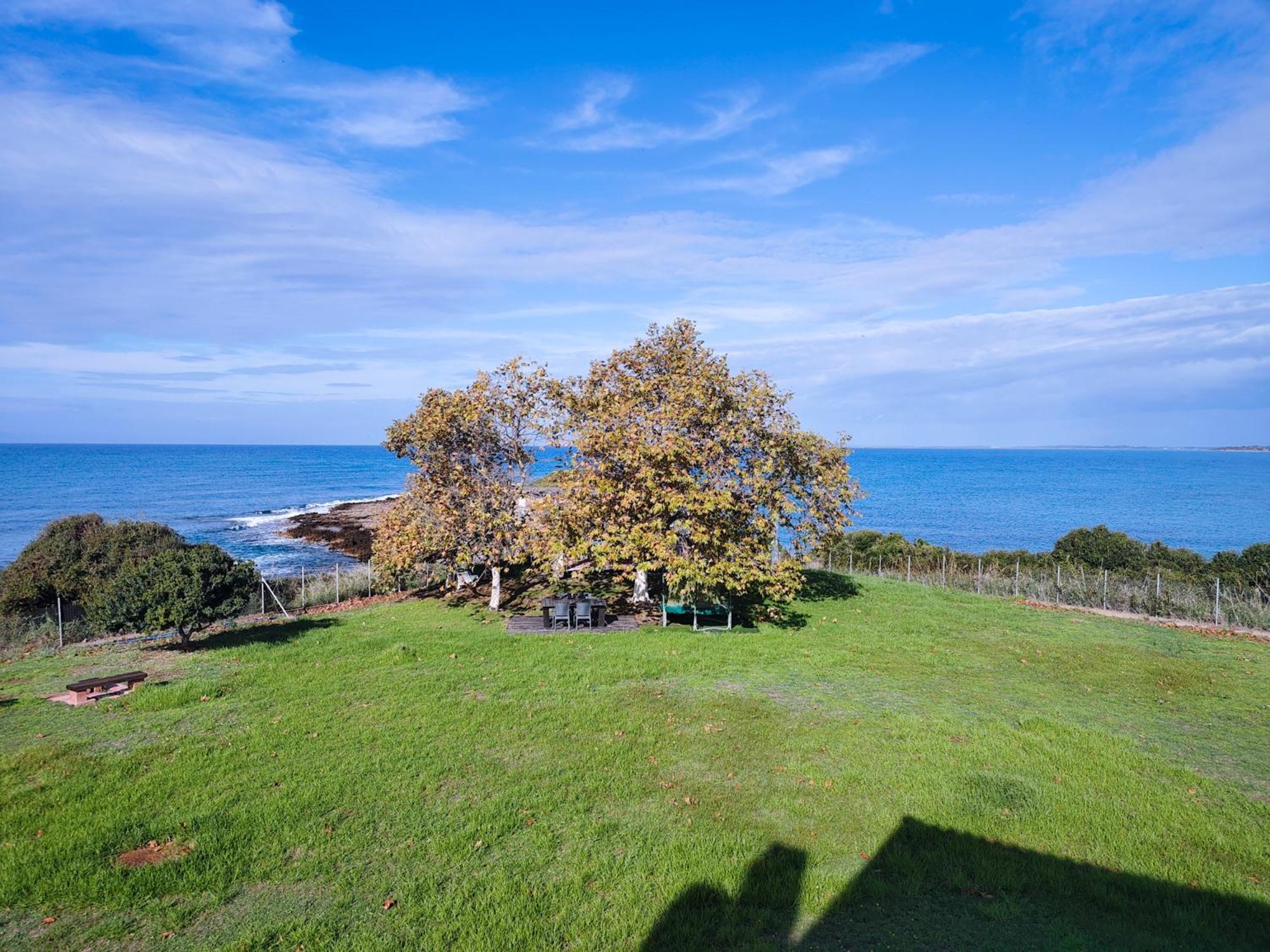 Sea Breeze Ena Apartment Korakochori Exterior photo
